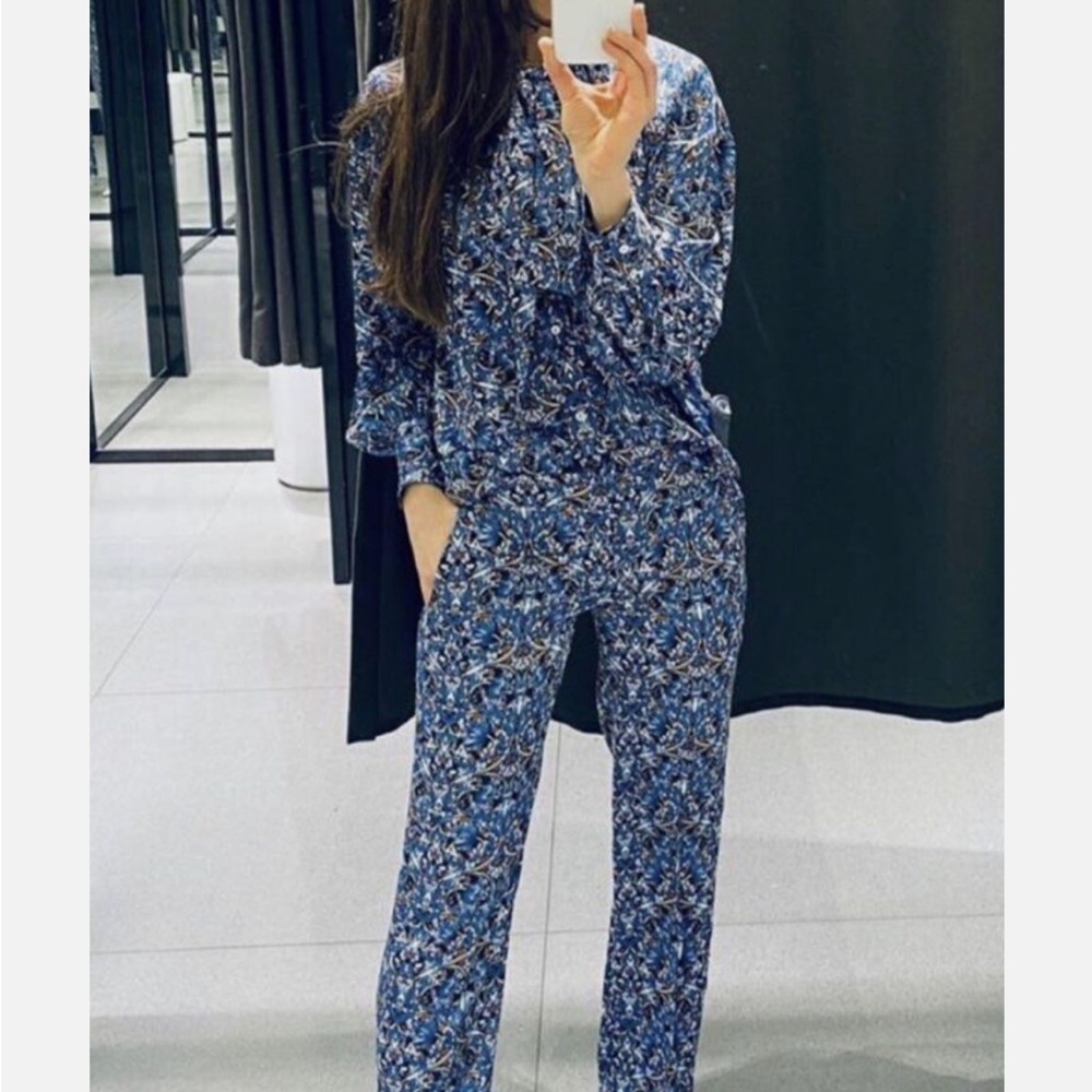 Zara Blue Floral Blouse ( part of a set)